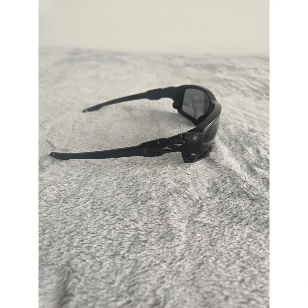 Oakley SHOCKTUBE Matte Black POLARIZED BALLISTIC Grey Sunglass OO9329-09
